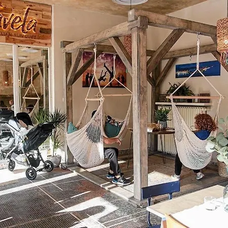 Cisza Na Placu Wolnosci