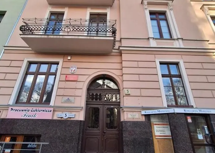 Cisza Na Placu Wolnosci 아파트