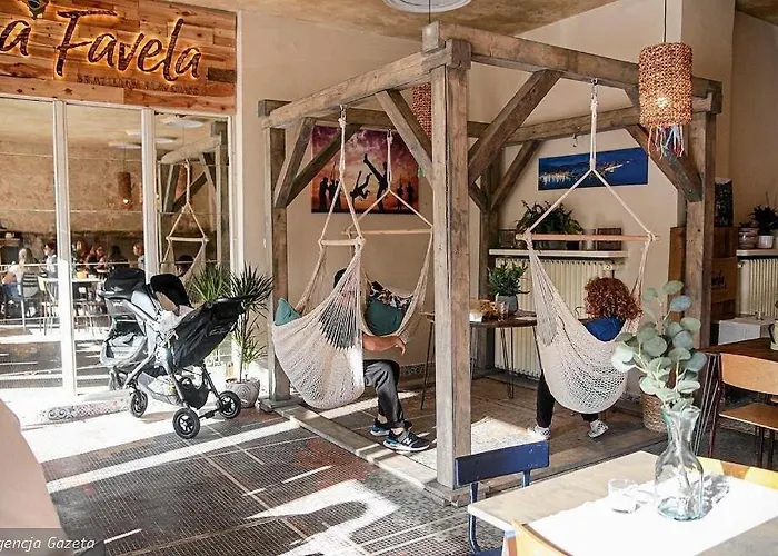 Cisza Na Placu Wolnosci